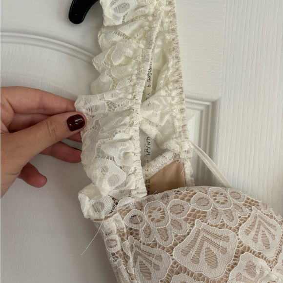 Lace Bodysuit NWT - Picture 5 of 9